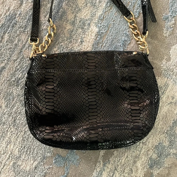 Michael Kors Bedford Black Convertible Shoulder Strap Embossed Leather Handbag - Picture 4 of 9